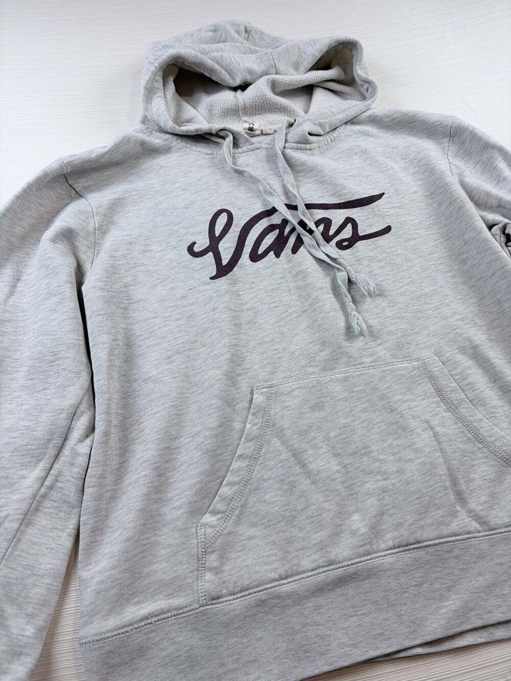 Women’s Vans Script Logo Hoodie Size XL Gray Pullover Fleece - Picture 2 of 7